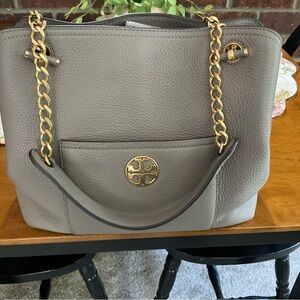Tory Burch Small Chelsea Tote